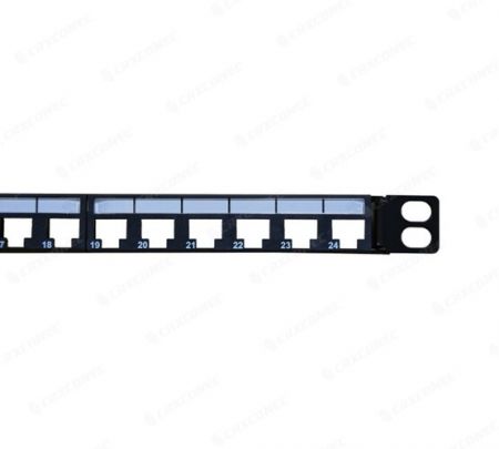 FTP 0.5U 패치 패널 24 포트 - 고밀도 0.5U 24 포트 키스톤 패널.